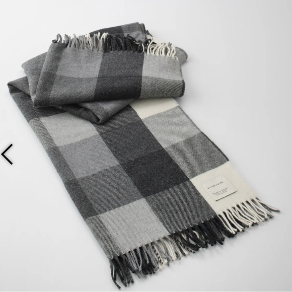 Schoolhouse 100% Merino Lambswool Plaid Throw Blanket - Picture 4 of 8